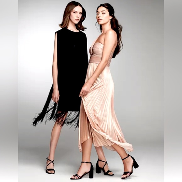 NATURALIZER (8M) WOMEN’S THENA Ankle Strap All-day Block Heeled Sandal. … - Picture 14 of 15